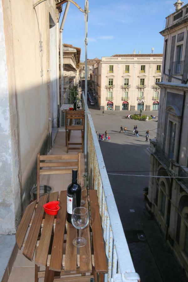 Villa Sicily Wonderful Piazza Universita' Catania Exterior foto